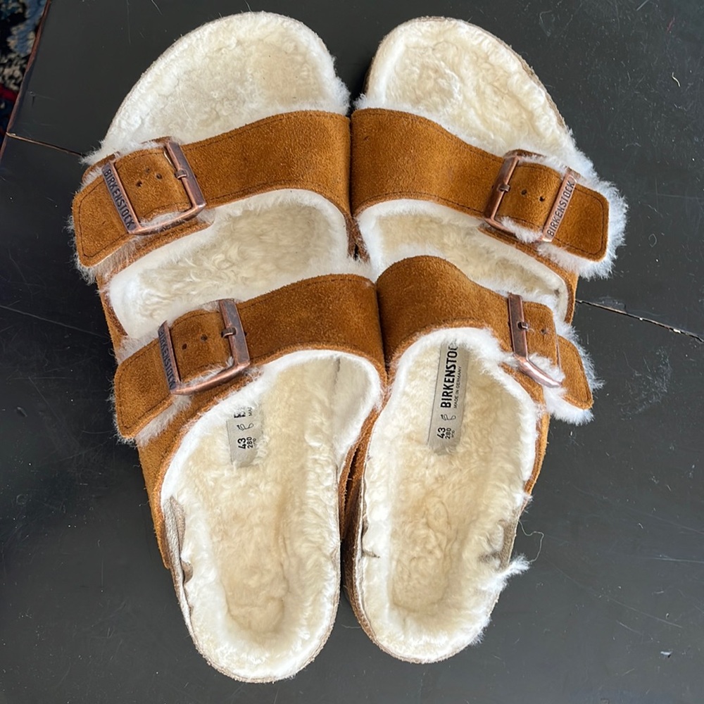 Fuzzy Birkenstocks size 43